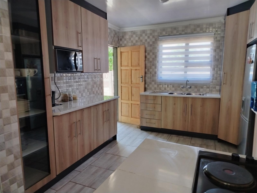 3 Bedroom Property for Sale in Miederpark North West